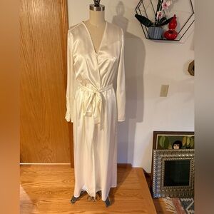 ‘99 VTG Victoria’s Secret Ivory Satin Slip Robe Set Lace Beaded Bridal EUC M/L